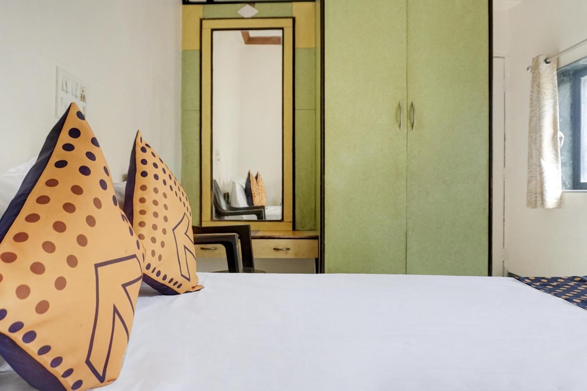 Spot On 74501 Hotel Supriya Garden Wagholi Екстер'єр фото