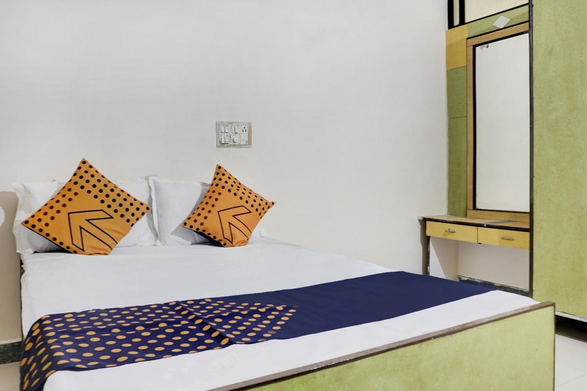 Spot On 74501 Hotel Supriya Garden Wagholi Екстер'єр фото